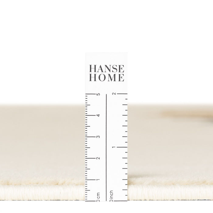 Measurement of fabric width with 'Hanse Home' branding
