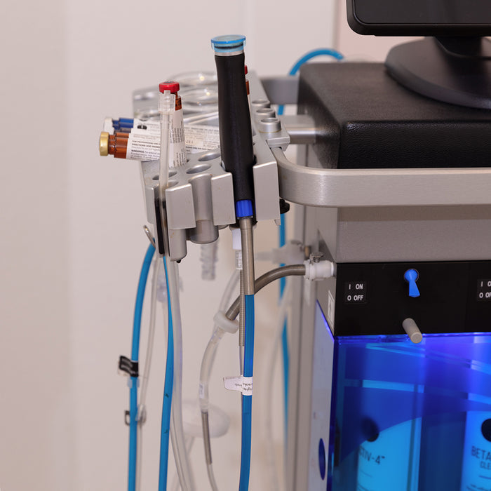 BEAUTY BAR | Hydrafacial for Back
