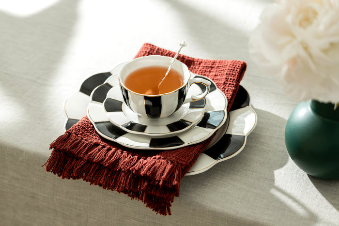 Black and White Scallop Fine Porcelain Tea Set