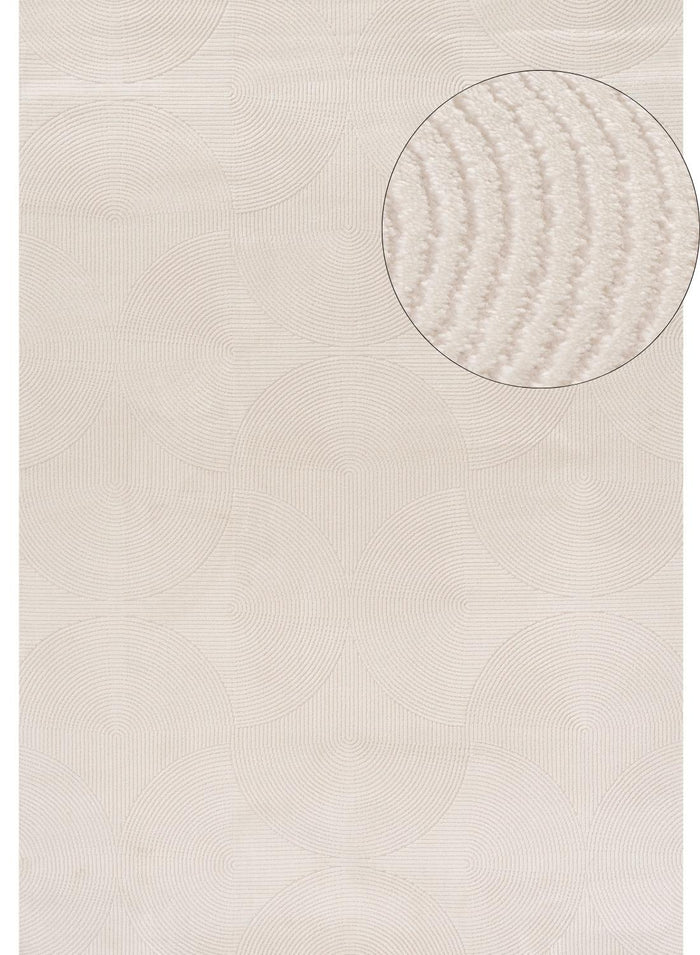 Living Room rug, cream colours, geometric, practicality in mind, the rug is anti-allergic.
