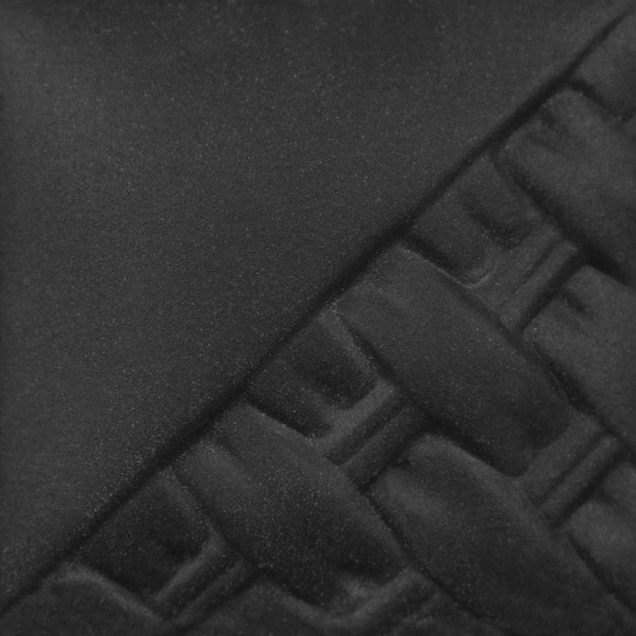 EG005 Black Engobe