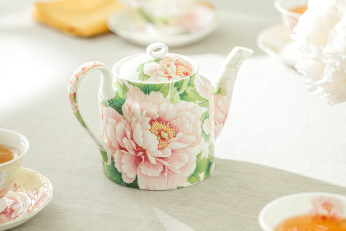 Gracie Bone China Empire Peony Bone China Teapot