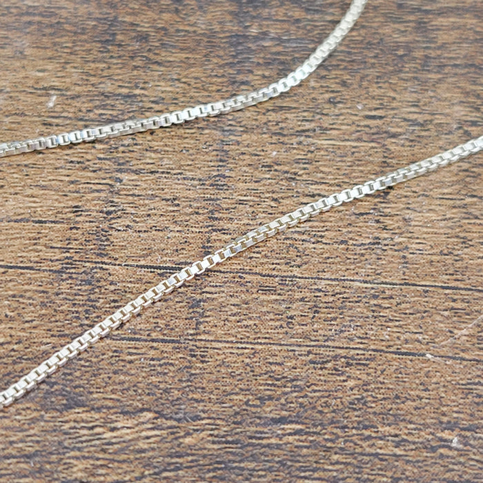 Italian sterling silver 24-inch Box Chain