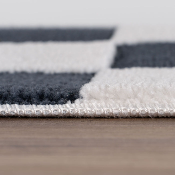 Loft Checkerboard Blue Rug, Cozy pile, Easy care.