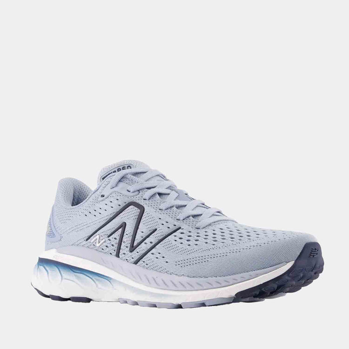 Front/side view of the Men's Fresh Foam X 860v13 Running Shoes.