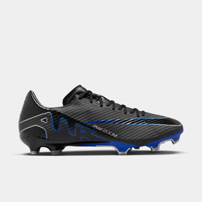 Side view of Nike Mercurial Vapor 15 Academy Soccer Cleats.