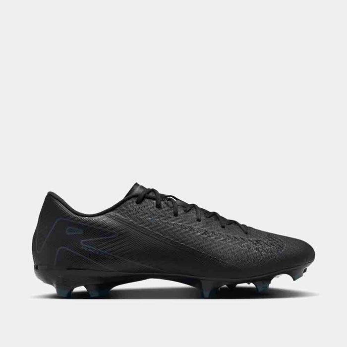 Side view of the Nike Mercurial Vapor 16 Academy Soccer Cleats.