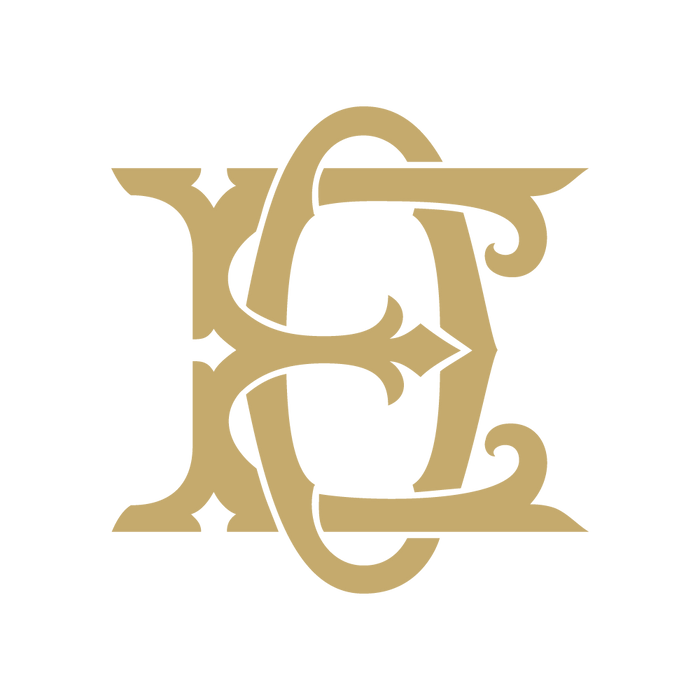 Monogram Chic EO