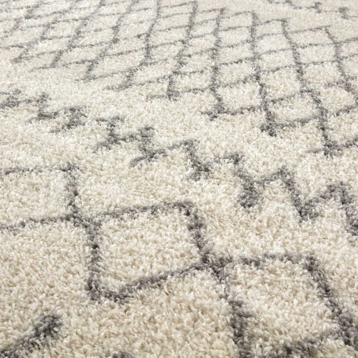 Moroccan Grey Ivory colours rug non-shedding, pet-friendly, and easy to clean