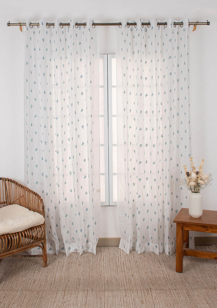 Petal floral Embroidered 100% cotton Sheer Fabric for living room - Light filtering - Nile blue