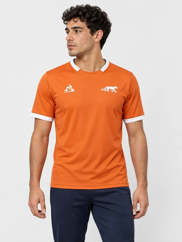 Remera Le Coq Sportif Pumas Maillot Entrai. Ss N°3 M C Naranja — vista principal