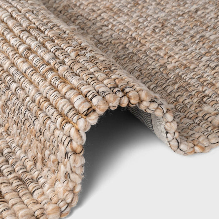 Villeroy & Boch 1852 Rug Wilma Beige Multicolour, colourfast, handcrafted, simple to clean, textured design rug.