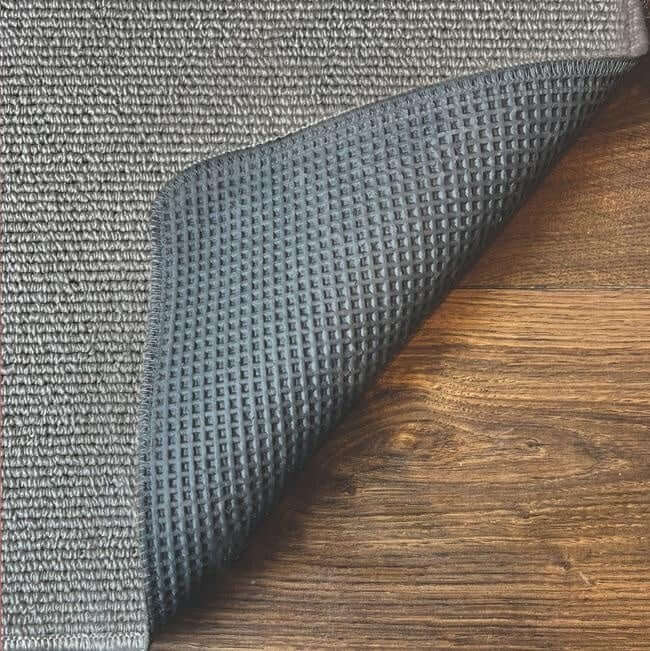 The Rugs Washable Mat & Runners: Durable Plain Design